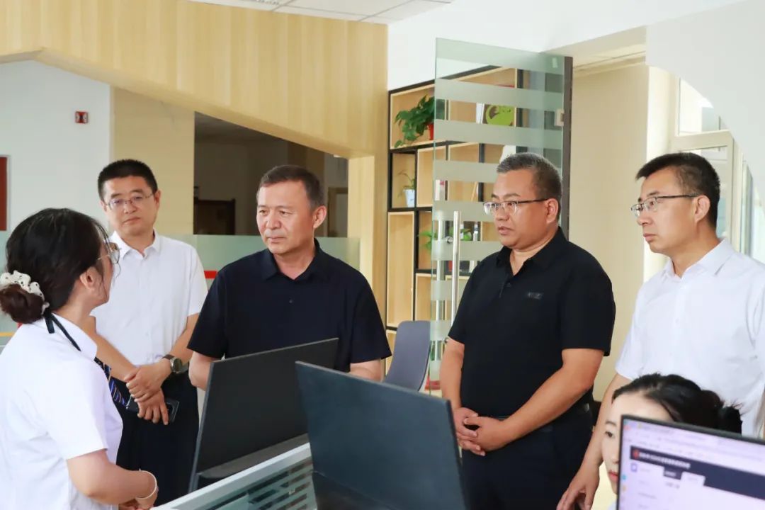 叶尔波力·孜汗调研“两项政策”衔接并轨全国试点工作时强调 创新工作机制 兜牢民生底线 推动衔接并轨试点工作取得实效